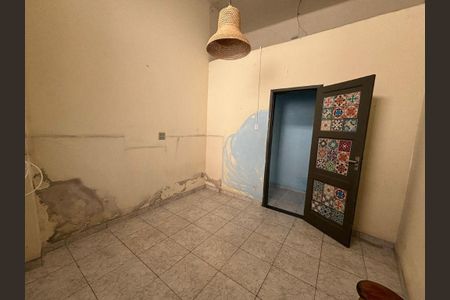 Casa à venda com 3 quartos, 120m² em São Domingos, Niterói