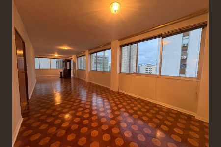 Apartamento à venda com 300m², 4 quartos e 2 vagas