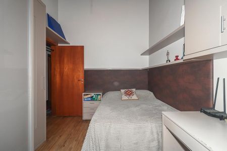 Casa de condomínio à venda com 234m², 3 quartos e 2 vagasQuarto 2