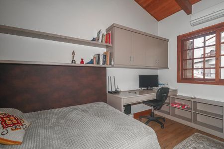 Casa de condomínio à venda com 234m², 3 quartos e 2 vagasQuarto 2