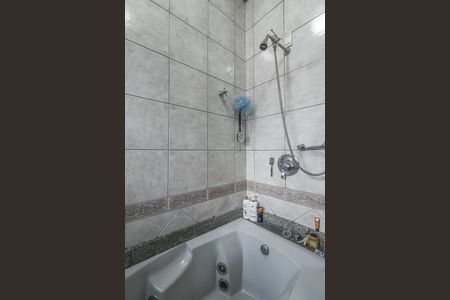 Casa de condomínio à venda com 234m², 3 quartos e 2 vagasBanheiro da Suíte