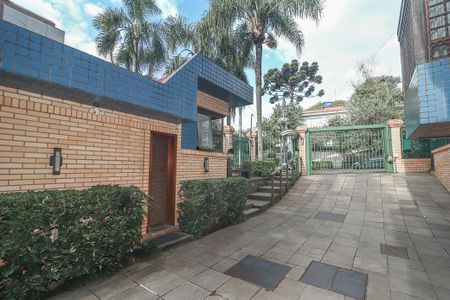 Casa de condomínio à venda com 234m², 3 quartos e 2 vagasFachada