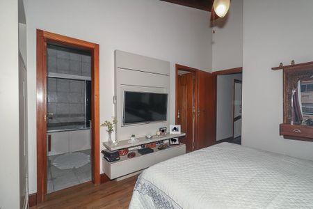 Casa de condomínio à venda com 234m², 3 quartos e 2 vagasQuarto Suíte