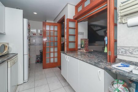 Casa de condomínio à venda com 234m², 3 quartos e 2 vagasCozinha