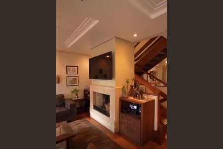 Sala de casa de condomínio à venda com 3 quartos, 234m² em Boa Vista, Porto Alegre