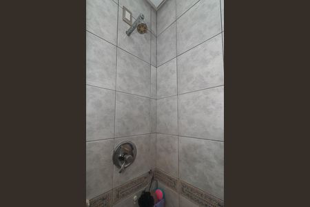 Casa de condomínio à venda com 234m², 3 quartos e 2 vagasBanheiro Social