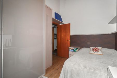 Casa de condomínio à venda com 234m², 3 quartos e 2 vagasQuarto 2