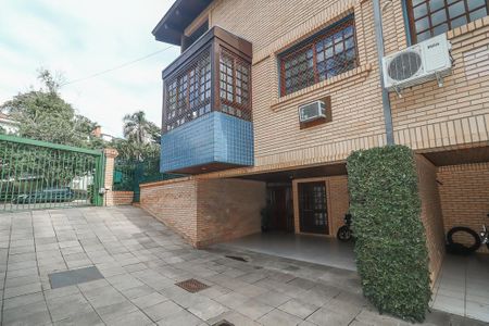 Casa de condomínio à venda com 234m², 3 quartos e 2 vagasFachada