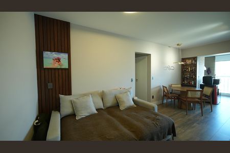 Apartamento à venda com 75m², 2 quartos e 2 vagasSala