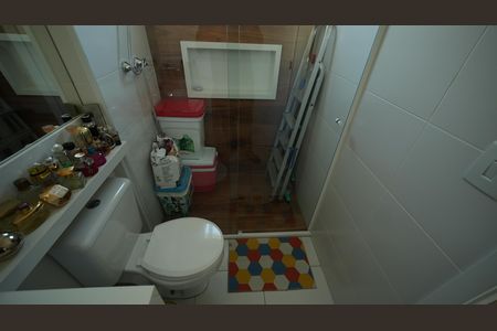 Apartamento à venda com 75m², 2 quartos e 2 vagasBanheiro da Suite 2