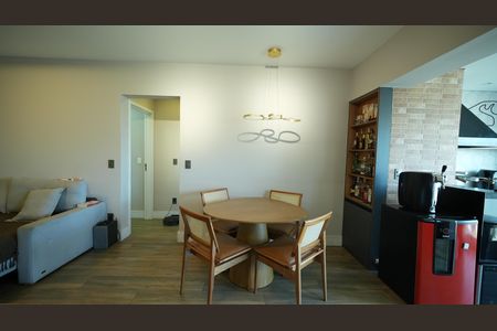 Apartamento à venda com 75m², 2 quartos e 2 vagasCozinha