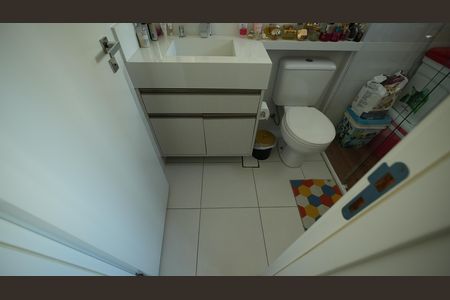 Apartamento à venda com 75m², 2 quartos e 2 vagasBanheiro da Suite 2