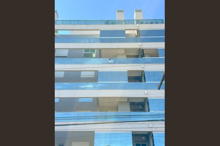 Apartamento para alugar com 90m², 2 quartos e 2 vagasPlaquinha