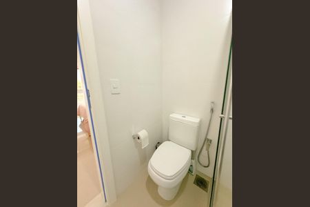 Apartamento para alugar com 90m², 2 quartos e 2 vagasBanheiro da Suíte