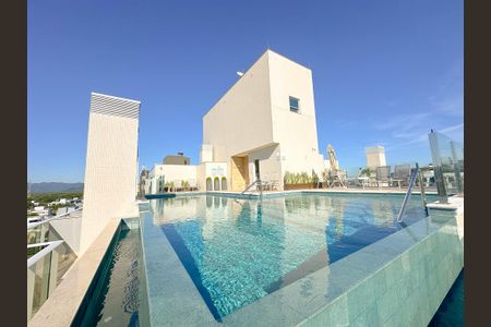 Apartamento para alugar com 90m², 2 quartos e 2 vagasÁrea comum - Piscina