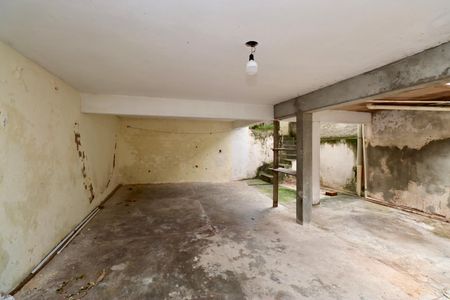 Casa para alugar com 160m², 1 quarto e 2 vagas Casa para alugar com 160m², 1 quarto e 2 vagasGaragem