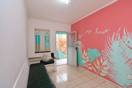 Casa para alugar com 160m², 1 quarto e 2 vagas Casa para alugar com 160m², 1 quarto e 2 vagasSala