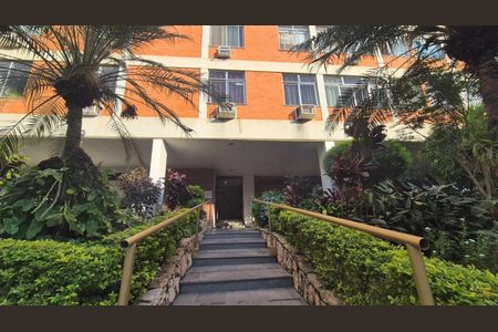 Apartamento para alugar com 62m², 2 quartos e 1 vaga