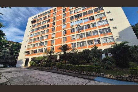 Apartamento para alugar com 62m², 2 quartos e 1 vaga
