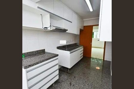 Apartamento para alugar com 110m², 3 quartos e 3 vagas