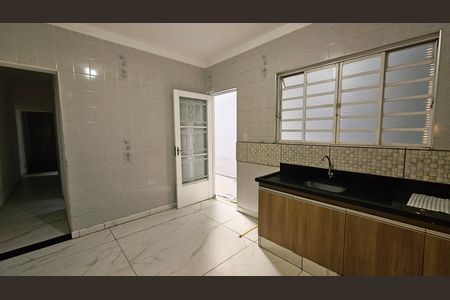 Casa para alugar com 2 quartos, 125m² em Vila Tupi, Várzea Paulista