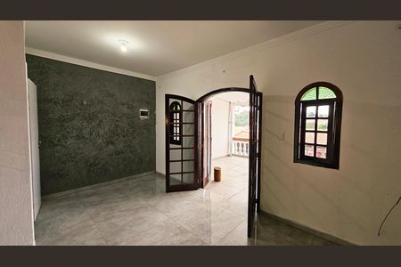 Casa para alugar com 2 quartos, 125m² em Vila Tupi, Várzea Paulista