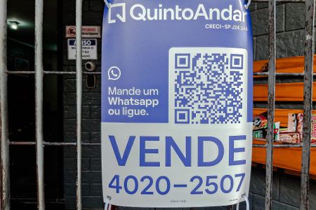 Studio à venda com 35m², 1 quarto e sem vaga Studio à venda com 35m², 1 quarto e sem vagaPlaquinha