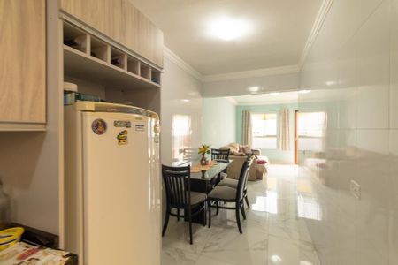 Casa de condomínio à venda com 54m², 2 quartos e 2 vagasCozinha 