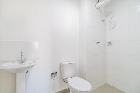 Apartamento para alugar com 55m², 2 quartos e 1 vaga Apartamento para alugar com 55m², 2 quartos e 1 vagaBanheiro