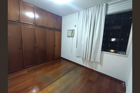 Apartamento para alugar com 87m², 3 quartos e 1 vaga Apartamento para alugar com 87m², 3 quartos e 1 vagaQuarto