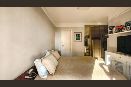Apartamento à venda com 108m², 3 quartos e 2 vagas Apartamento à venda com 108m², 3 quartos e 2 vagasSuíte