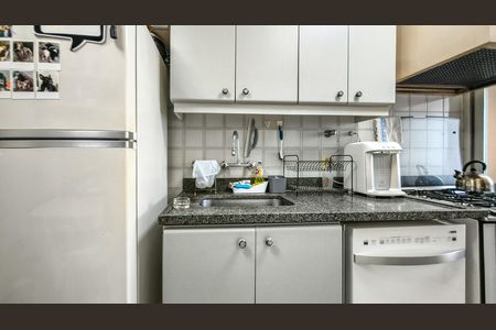 Apartamento à venda com 108m², 3 quartos e 2 vagas Apartamento à venda com 108m², 3 quartos e 2 vagasCozinha