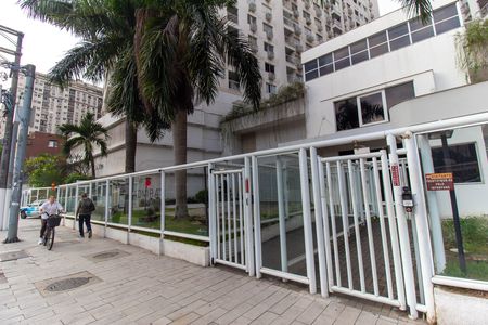 Apartamento à venda com 75m², 2 quartos e 1 vaga