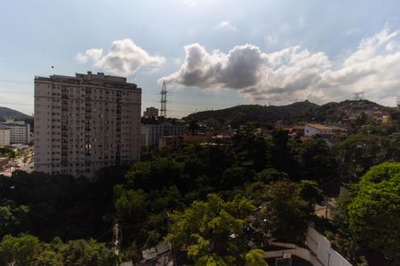Apartamento à venda com 75m², 2 quartos e 1 vaga
