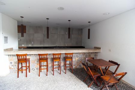 Apartamento à venda com 75m², 2 quartos e 1 vaga