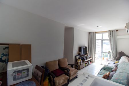 Apartamento à venda com 75m², 2 quartos e 1 vaga