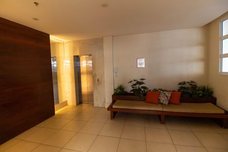Apartamento à venda com 75m², 2 quartos e 1 vaga