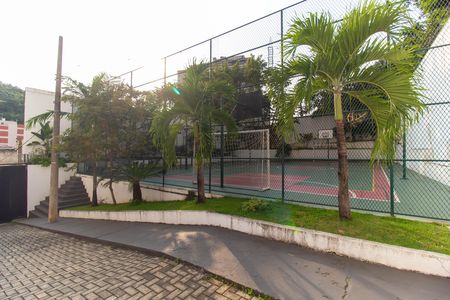 Apartamento à venda com 75m², 2 quartos e 1 vaga