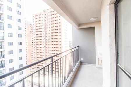 Varanda de apartamento para alugar com 1 quarto, 55m² em Jardim Maria Helena, Barueri