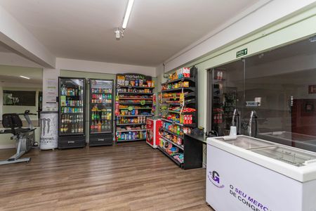 Apartamento para alugar com 50m², 2 quartos e 1 vagaMinimercado 
