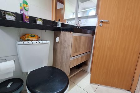 Apartamento para alugar com 48m², 2 quartos e 1 vaga Apartamento para alugar com 48m², 2 quartos e 1 vagaBanheiro