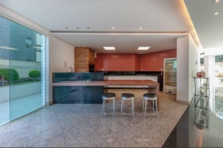 Apartamento à venda com 4 quartos, 278m² em Funcionários, Belo Horizonte