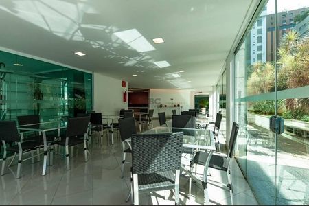 Apartamento à venda com 278m², 4 quartos e 5 vagas