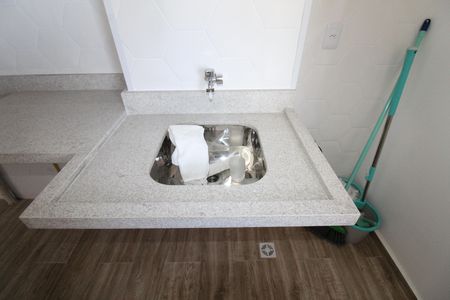 Apartamento para alugar com 56m², 2 quartos e 1 vagaÁrea de Serviço