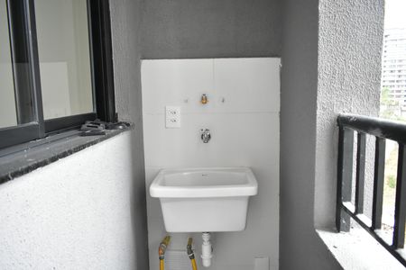 Apartamento à venda com 37m², 2 quartos e sem vagaSacada