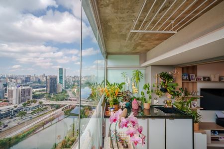 Apartamento à venda com 62m², 1 quarto e 1 vaga Apartamento à venda com 62m², 1 quarto e 1 vagaVaranda