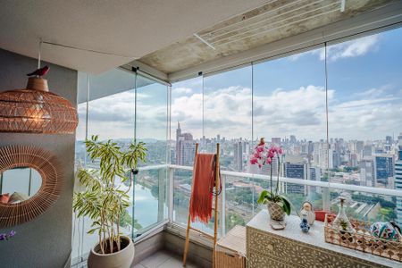 Apartamento à venda com 62m², 1 quarto e 1 vaga Apartamento à venda com 62m², 1 quarto e 1 vagaVaranda