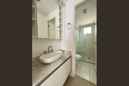 Apartamento à venda com 56m², 1 quarto e 1 vaga Apartamento à venda com 56m², 1 quarto e 1 vagaBanheiro