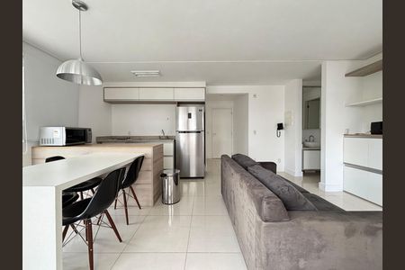 Apartamento à venda com 56m², 1 quarto e 1 vaga Apartamento à venda com 56m², 1 quarto e 1 vagaSala/Cozinha