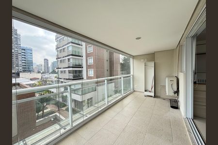 Apartamento à venda com 56m², 1 quarto e 1 vaga Apartamento à venda com 56m², 1 quarto e 1 vagaVaranda